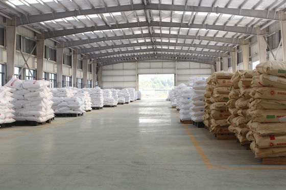 700-900kg / M3 Amino Moulding Plastik C3H6N6 Bubuk Kristal Putih