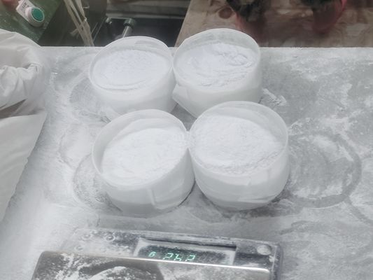 OEM Melamine White Powder Industri Grade Melamine Moulding Powder C3H6N6