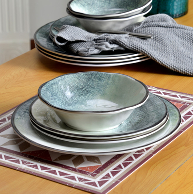 Set 12 Piece Melamine Dinnerware Green untuk penggunaan luar ruangan di dalam ruangan
