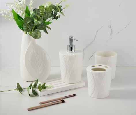 Pemegang Sikat Gigi Keramik Bebas Timah Aksesoris Kamar Mandi Set 4pcs