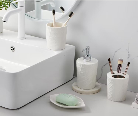 Pemegang Sikat Gigi Keramik Bebas Timah Aksesoris Kamar Mandi Set 4pcs
