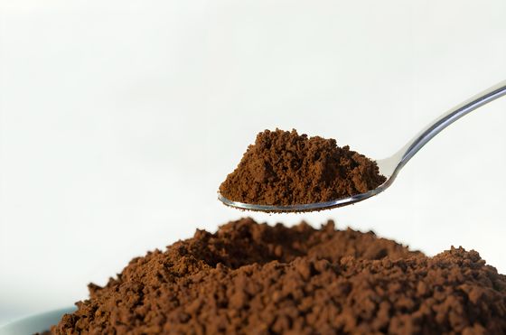 Pemasok Pabrik Melamin Kelas Industri Kemurnian 99.8% Cina Resin Warna Coklat CAS 108-78-1