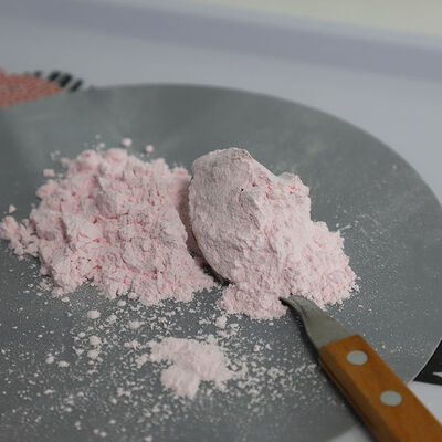 SHUANGYAN titik kilat lebih besar dari 200 Celsius bubuk melamin murni diterapkan dalam pengolahan kimia dan produksi bahan tahan lama