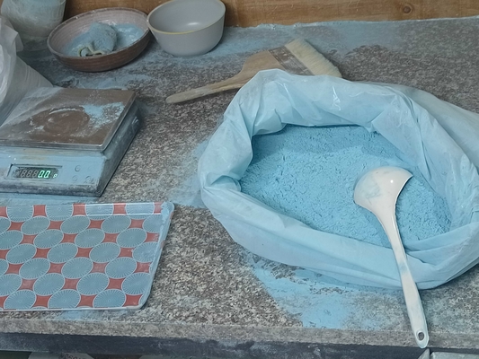 990,8% Blue Melamine Moulding Powder Untuk Melamine Tableware
