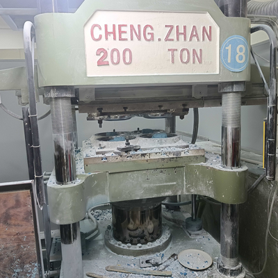 Komputer dikendalikan Melamin Meja Perkakas Mesin cetakan 1 * 2 rongga untuk Melamin Custom Plat